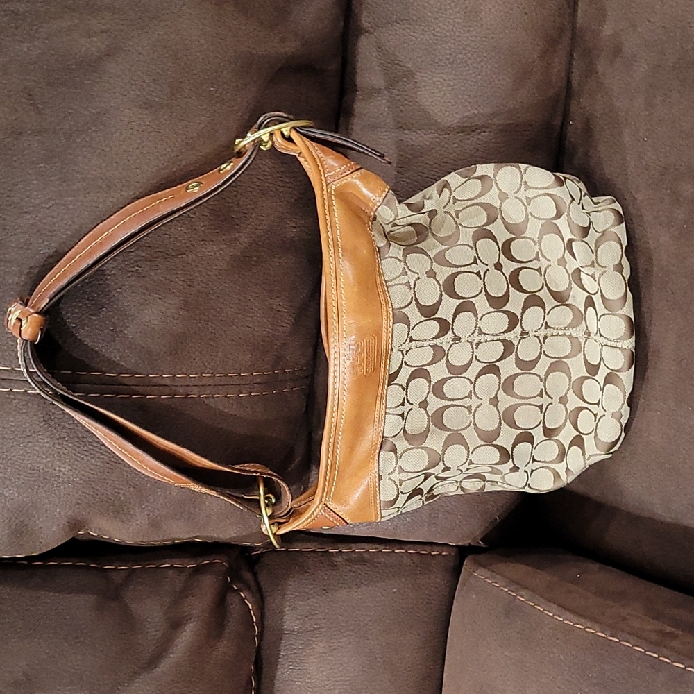 Coach Purse medium size with brown canvas classic coach print